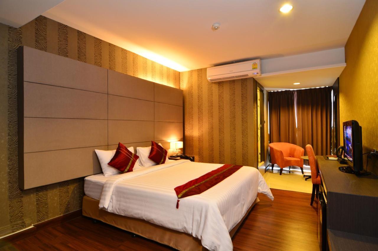 The 93 Hotel Bangkok Exterior photo